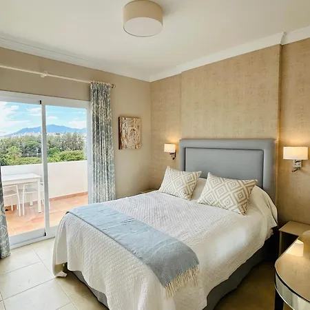 Apartment Beach Front Apt 506, Andalucia Del Mar, Puerto Banus *